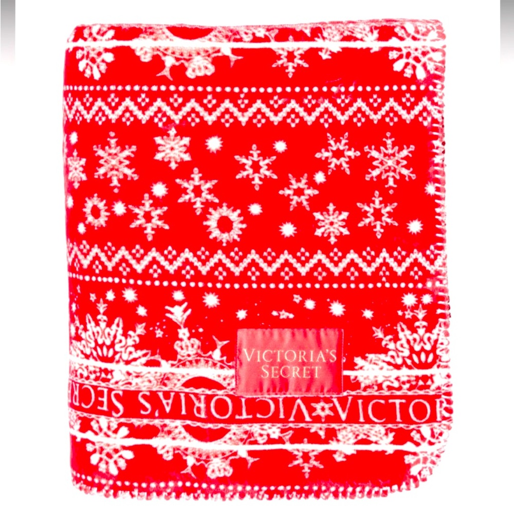 Victoria’s Secret Sherpa Plush Fleece Blanket